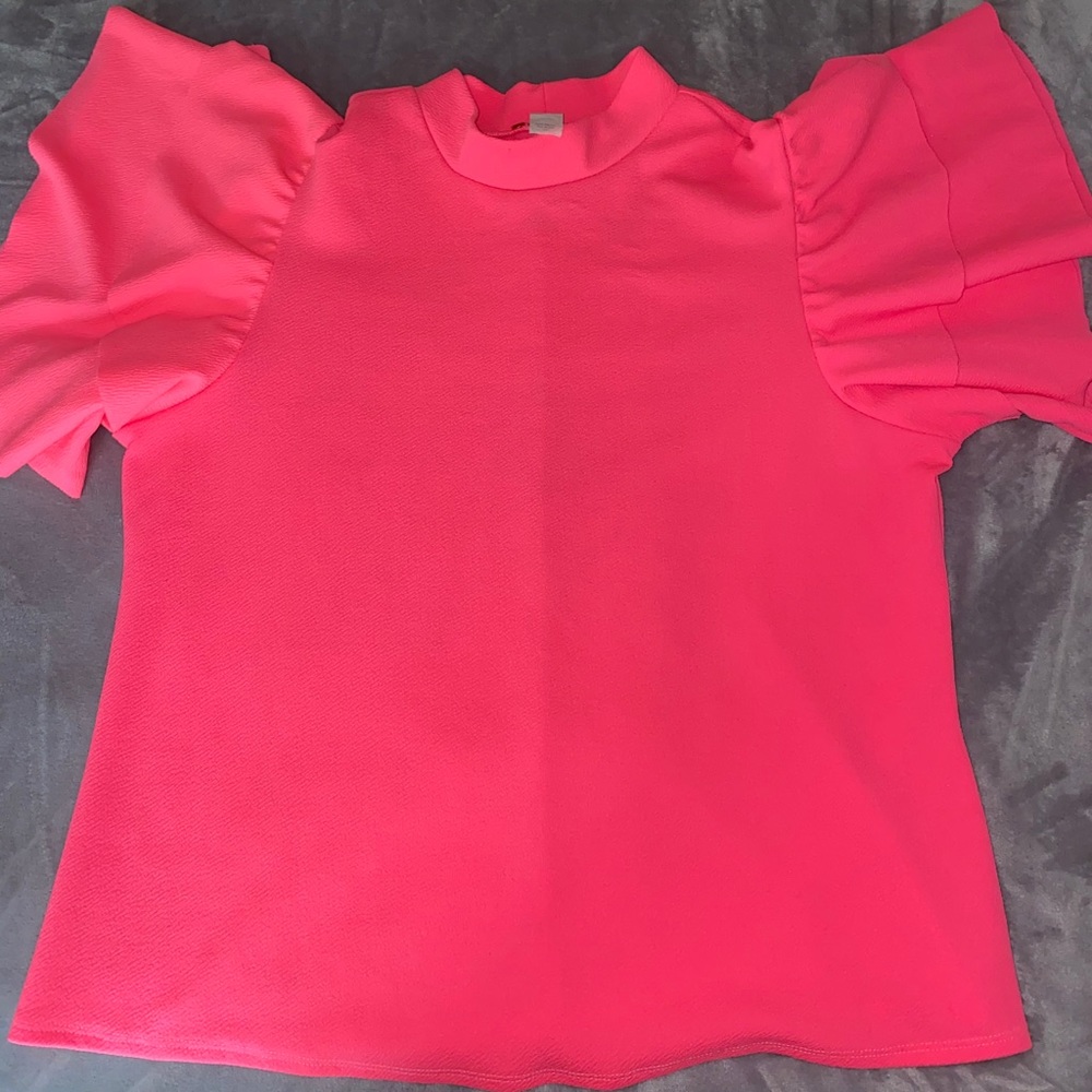 Cute blouse